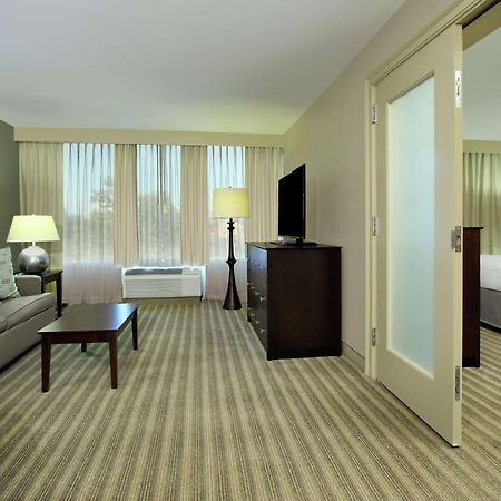 Doubletree By Hilton Newark Hotel Eksteriør billede