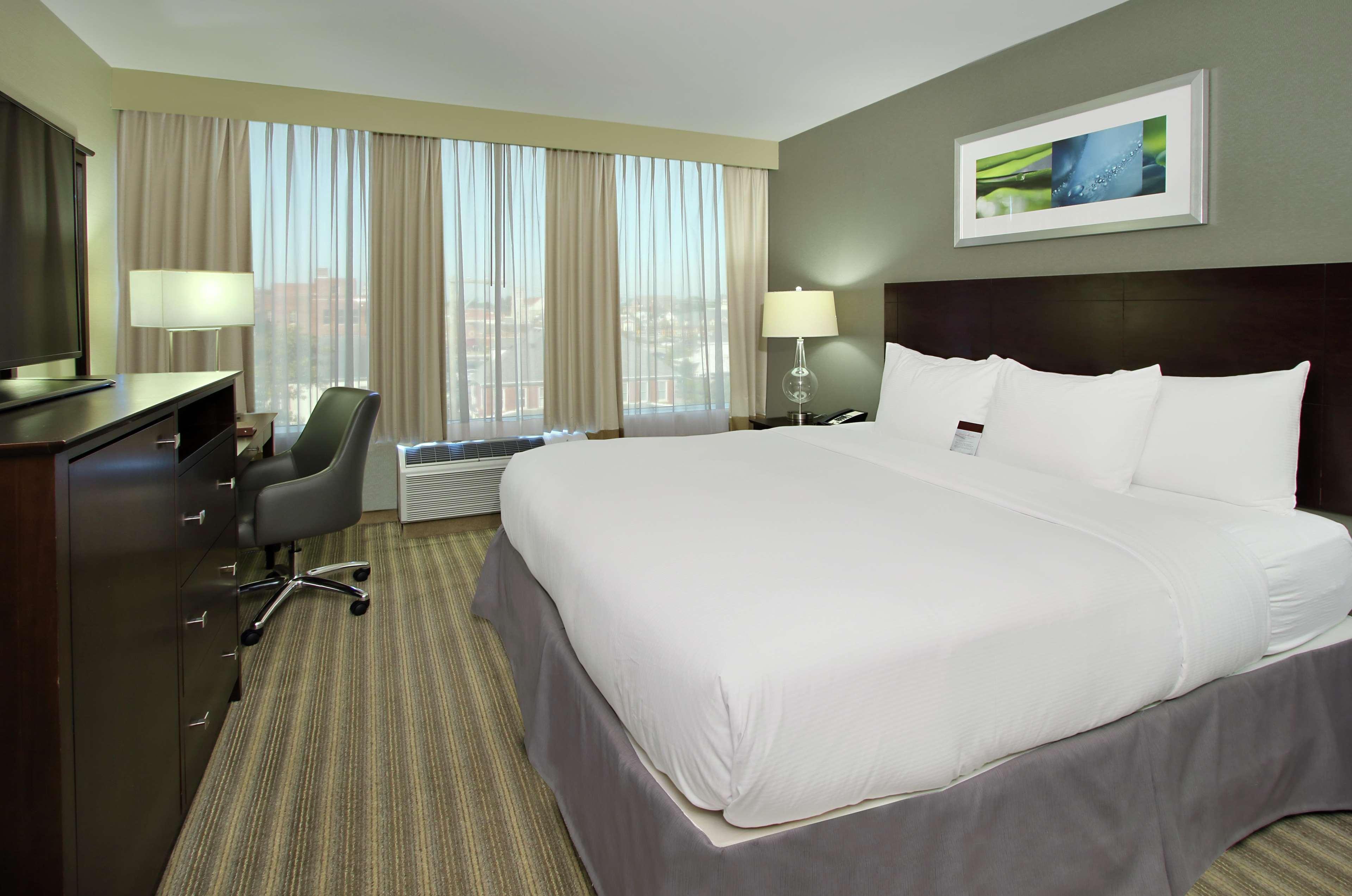 Doubletree By Hilton Newark Hotel Eksteriør billede
